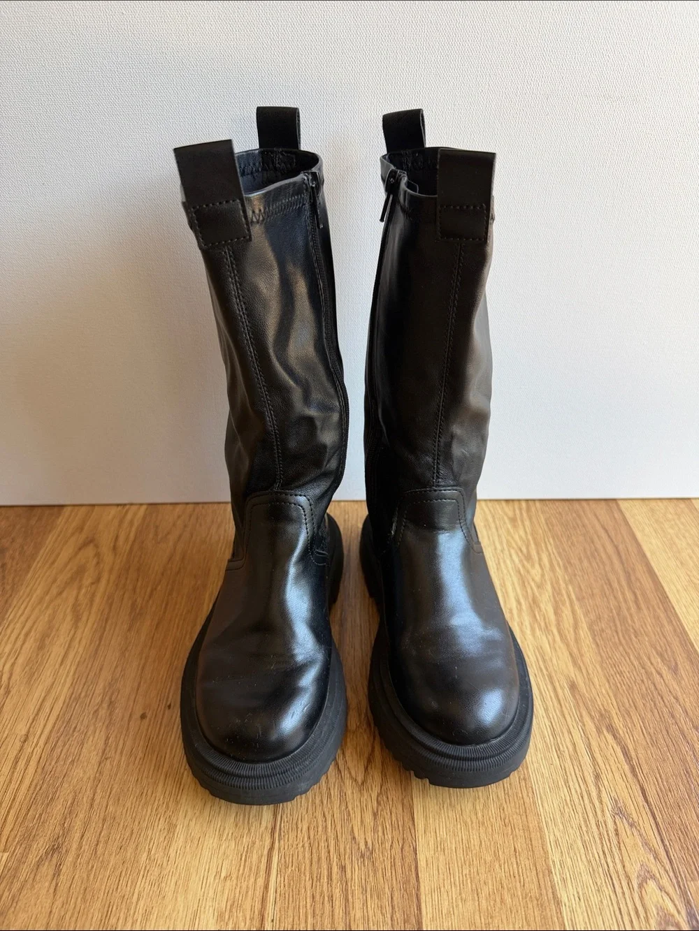 Zara Girls Treaded Knee-High Boots in black.